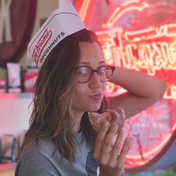 Meet your Posher, Sara - Picture 1 of 1